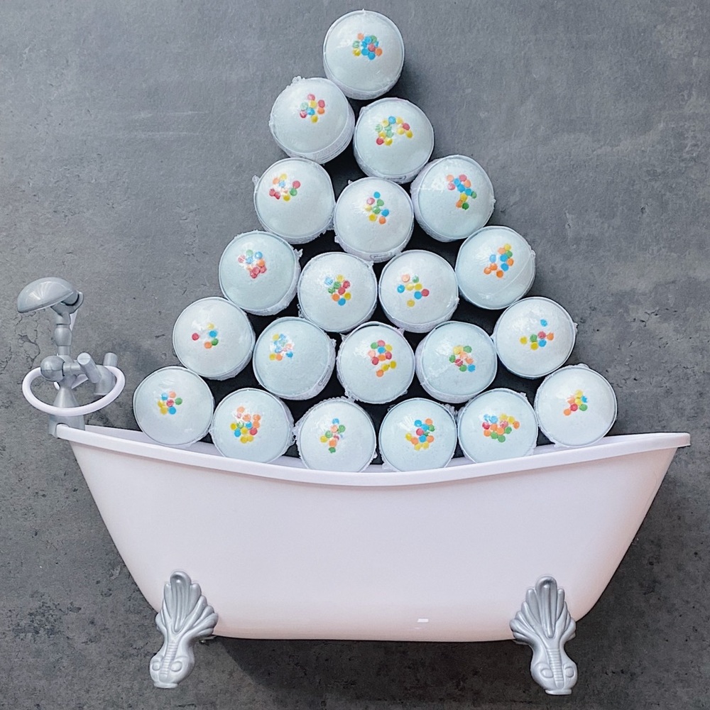 4/$25 FROOTFETTI mini bath bombs